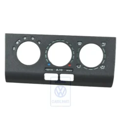 357 820 075 01C : accessoire - trim - Blende