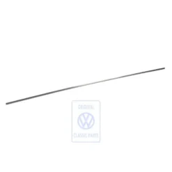 111 813 311 : Joint de capot Beetle