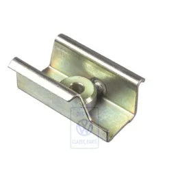 701 807 386 : Pièce de tension pour VW T4